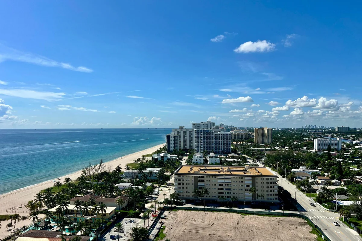 111 Briny Ave #21-06, Pompano Beach: photo 1 of 31
