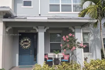 4022 Long Leaf Ln, Hollywood: photo 1 of 19