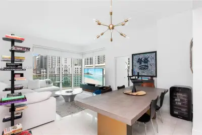 951 Brickell Ave #1011, Miami: photo 1 of 37