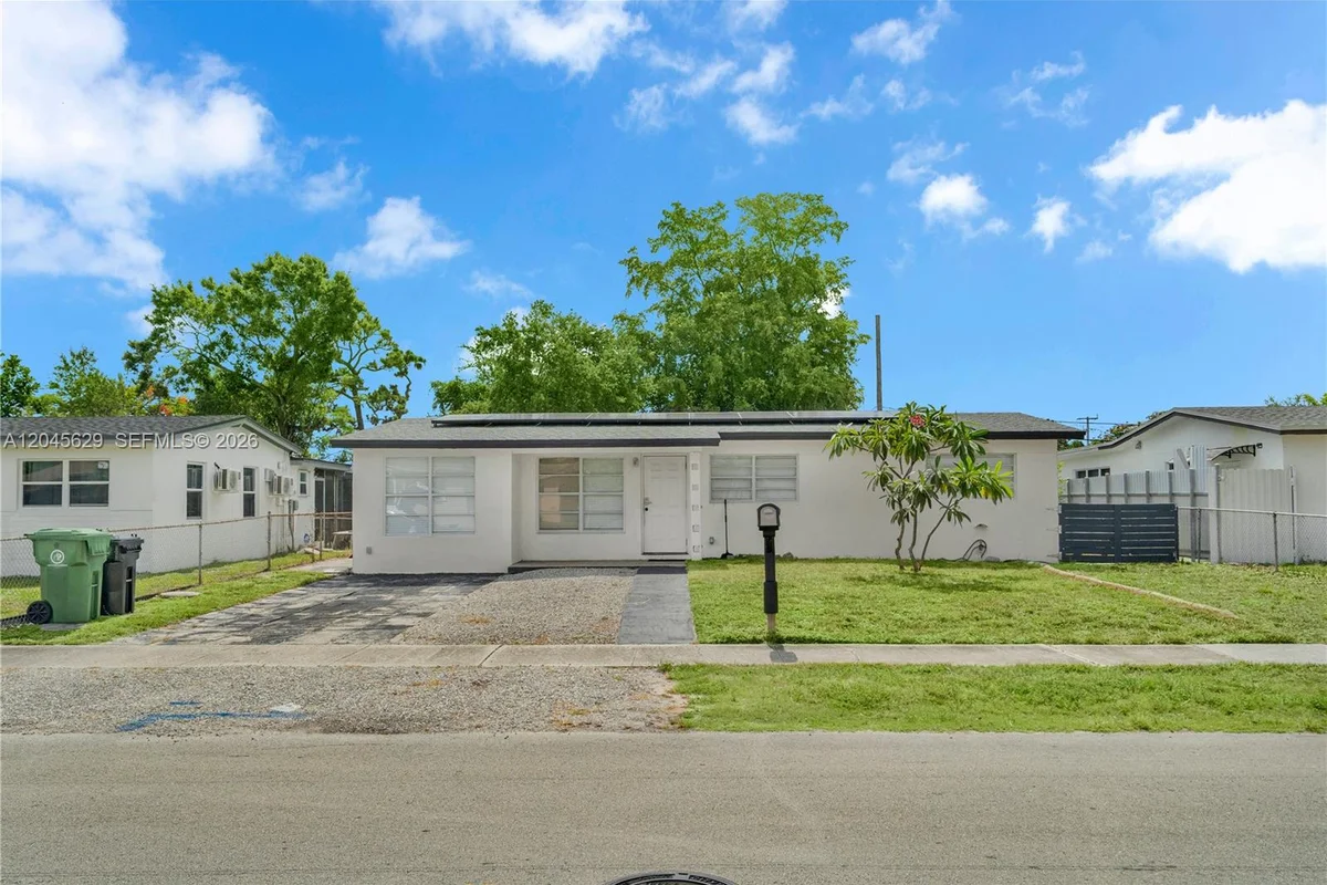 1016 SW 22nd Ter, Fort Lauderdale: photo 1 of 52