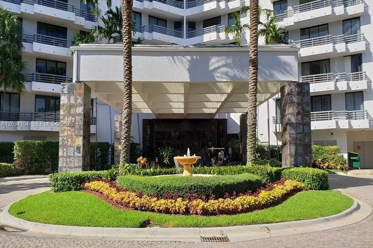 3300 NE 191st St #1510, Aventura: photo 1 of 27