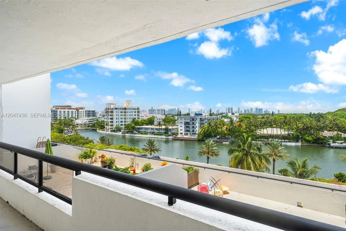 2555 Collins Ave #706, Miami Beach: photo 1 of 47