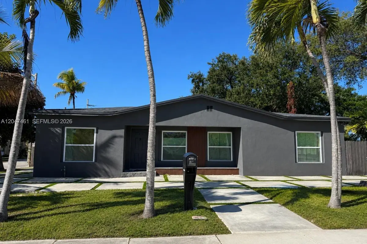 6700 NW 5th Ave, Miami: photo 1 of 36