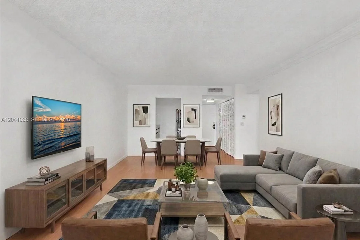 2020 NE 135th St #601, North Miami: photo 1 of 30