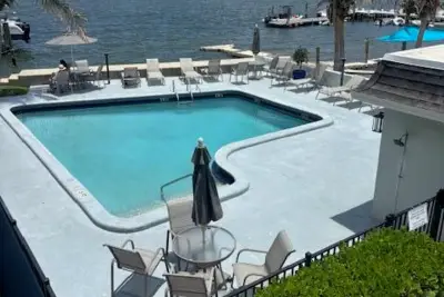 4700 N Flagler Dr #207, West Palm Beach: photo 1 of 7