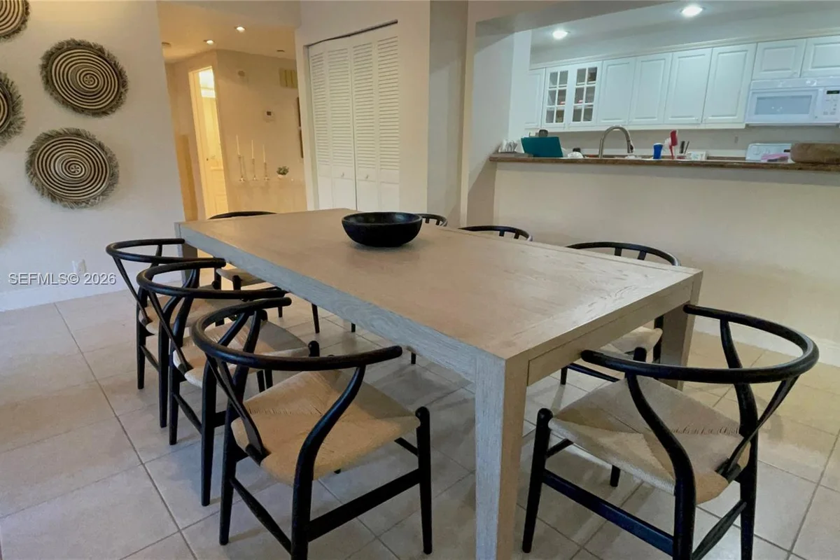 151 Crandon Blvd #236, Key Biscayne: photo 1 of 12
