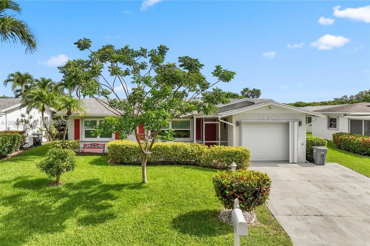14307 Amapola Dr, Delray Beach: photo 1 of 40