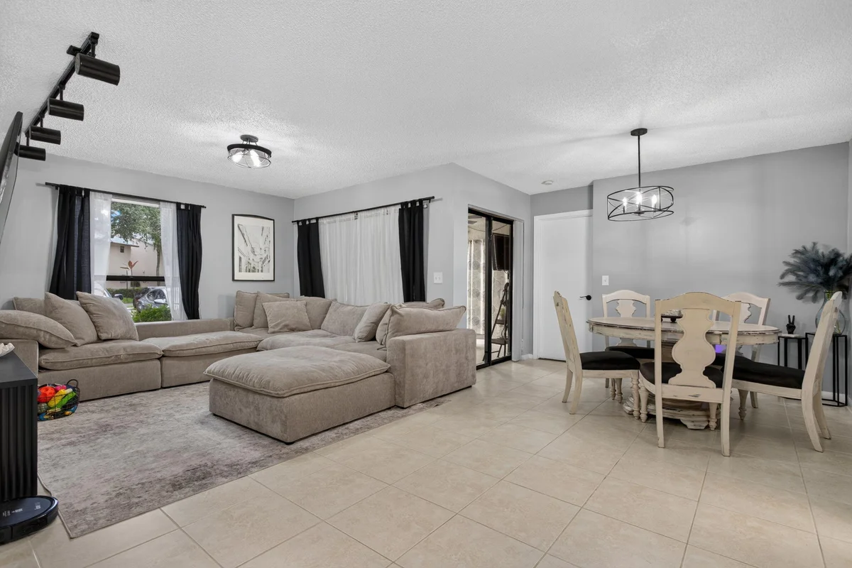 3331 NW 47th Ave #3242, Coconut Creek: photo 1 of 29