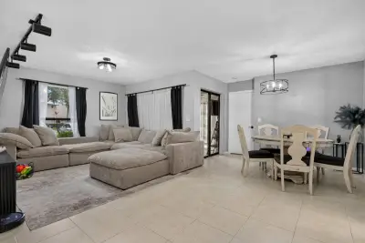 3331 NW 47th Ave #3242, Coconut Creek: photo 1 of 29