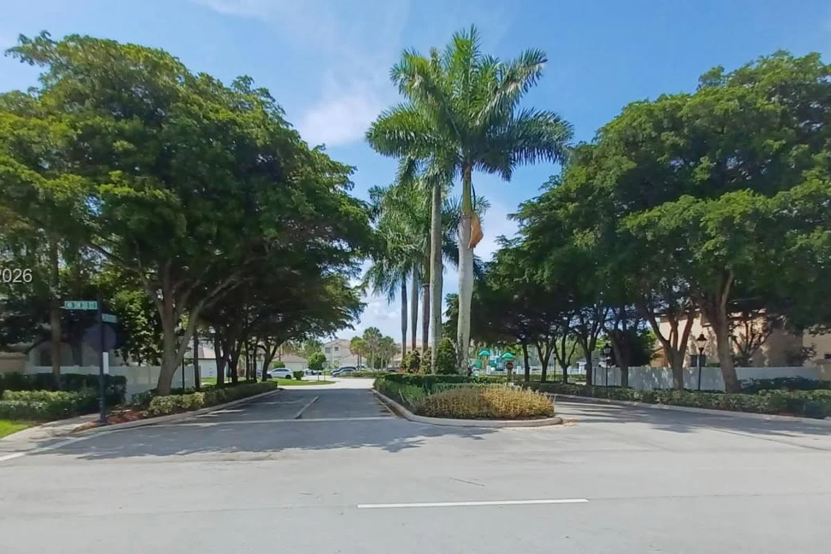 3128 SW 177th Ave, Miramar: photo 1 of 1