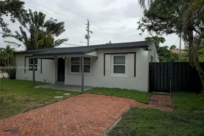 1141 SW 8th Ter, Fort Lauderdale: photo 1 of 22