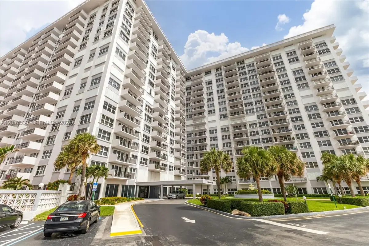 405 N Ocean Blvd #117, Pompano Beach: photo 1 of 43