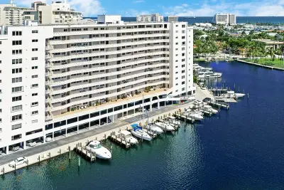 333 Sunset Dr #908, Fort Lauderdale: photo 1 of 57