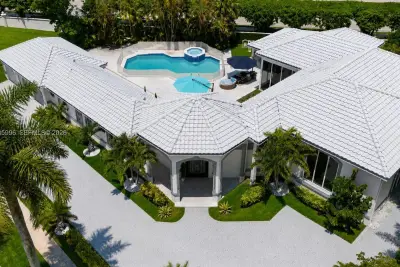 2673 NW 64th Blvd, Boca Raton: photo 1 of 38