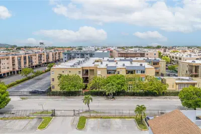 6070 W 18th Ave #209, Hialeah: photo 1 of 30