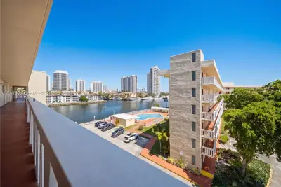 2999 Point East Dr #C507, Aventura: photo 1 of 27