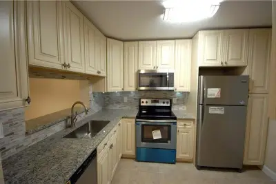 3071 Holiday Springs Blvd #101-8, Margate: photo 1 of 20