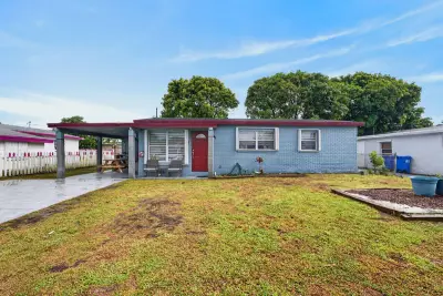 741 NW 17th Ct, Pompano Beach: photo 1 of 25