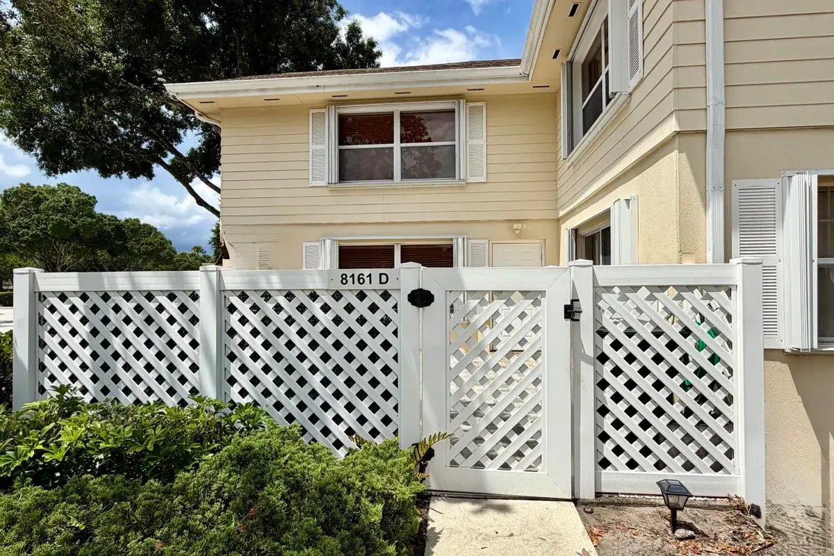 8161 Andover Ct #61d, Lake Clarke Shores: photo 1 of 21