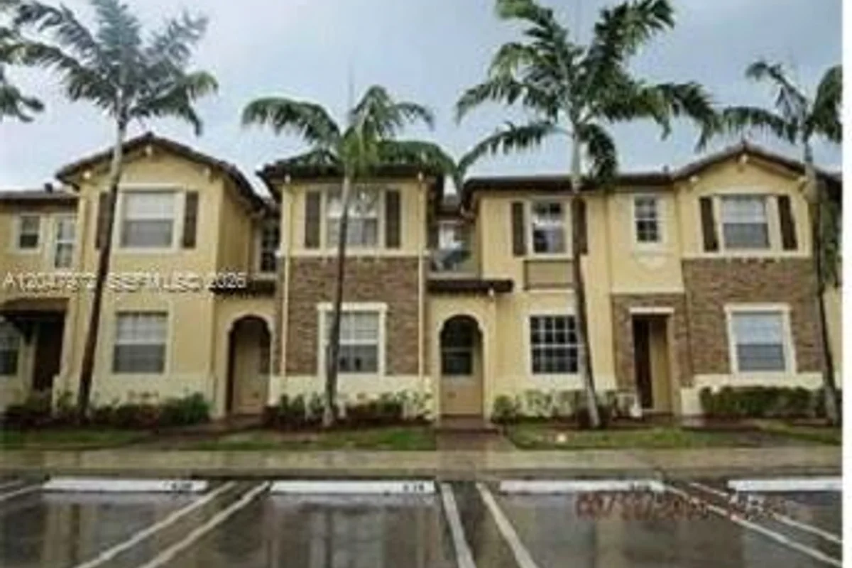 9249 SW 227th St #8-22, Cutler Bay: photo 1 of 1