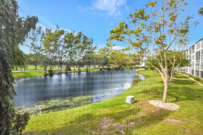 2157 Cambridge G, Deerfield Beach: photo 1 of 67