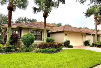 8041 E Via Grande, Boynton Beach: photo 1 of 20