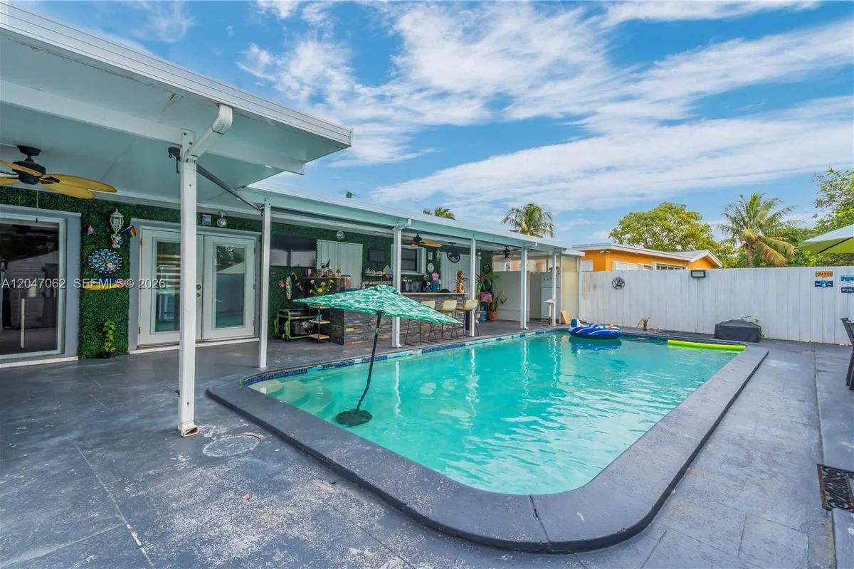 7630 Plantation Blvd, Miramar: photo 1 of 66