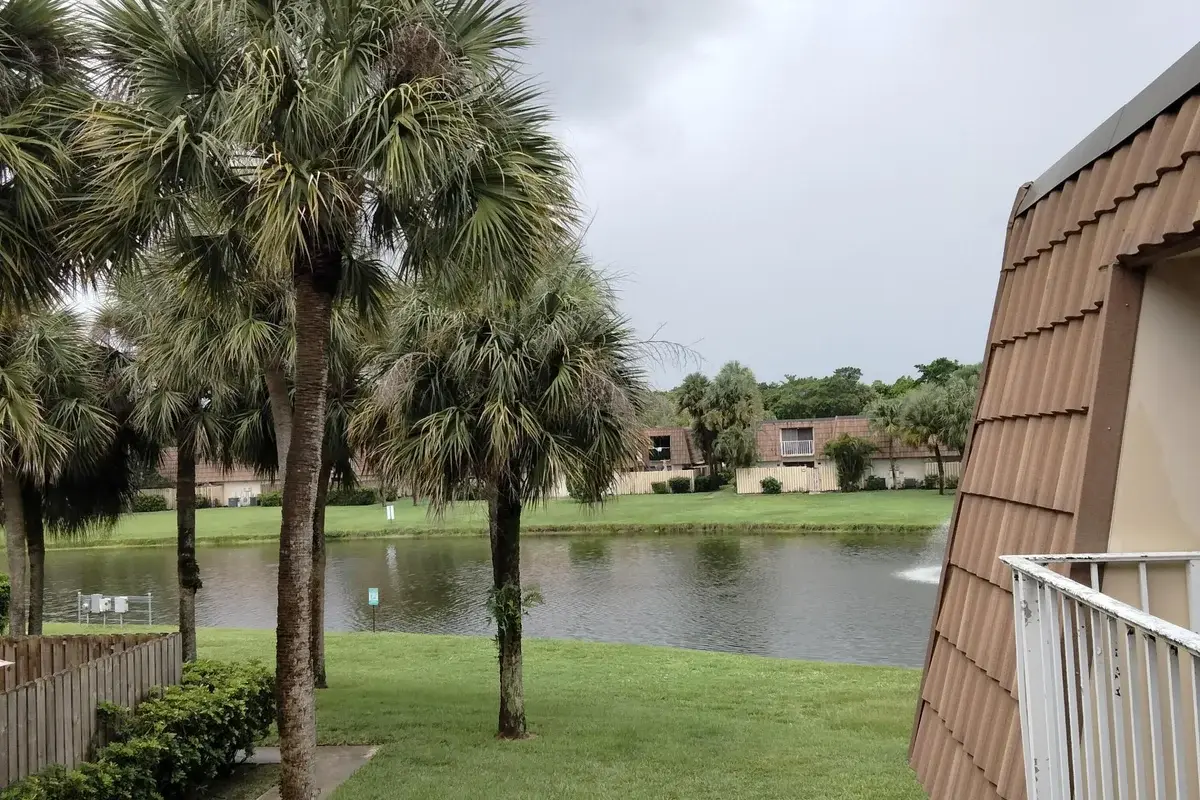 729 Mill Valley Pl, West Palm Beach: photo 1 of 16