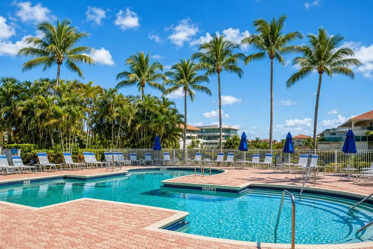 6566 Via Regina, Boca Raton: photo 1 of 16