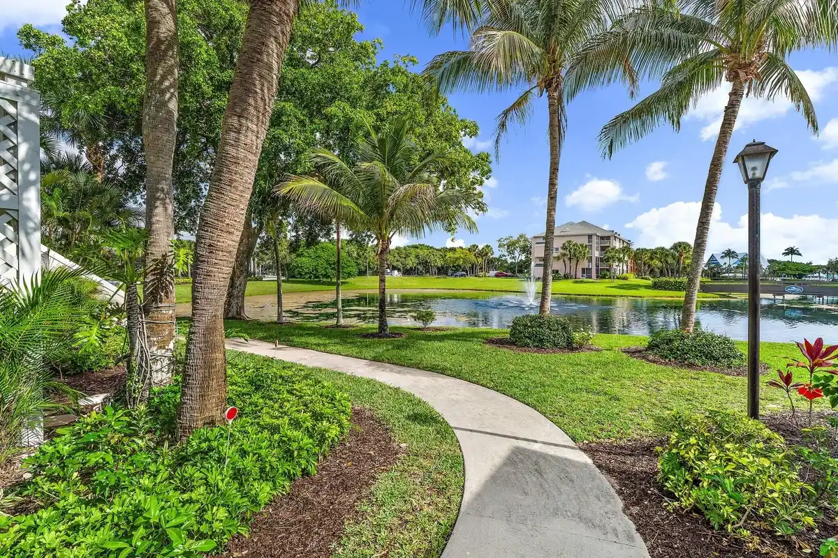 353 S Us Hwy 1 #B8, Jupiter: photo 1 of 35