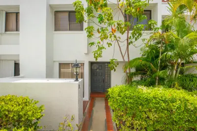 5201 NE 14th Ter #3, Fort Lauderdale: photo 1 of 25