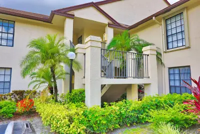 3277 Jog Park Dr, Lake Worth: photo 1 of 62