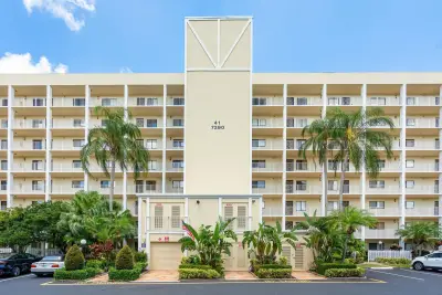 7290 Kinghurst Dr #607, Delray Beach: photo 1 of 36