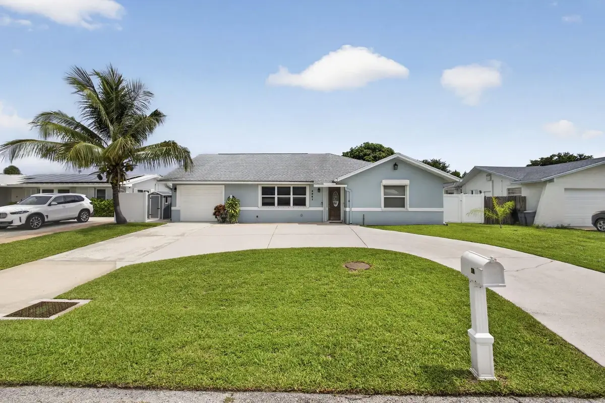 4361 Fushia Cir N, Palm Beach Gardens: photo 1 of 31