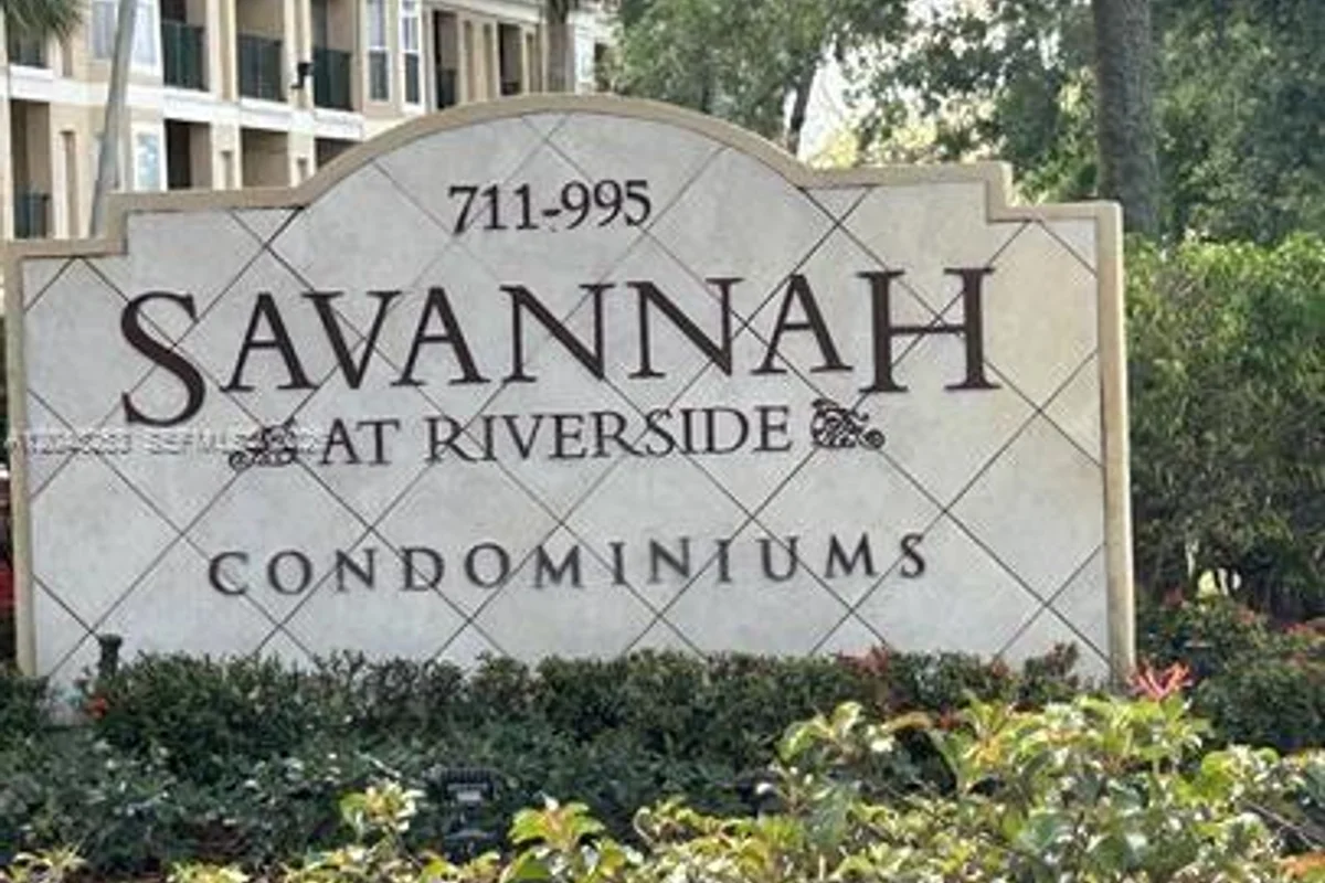 755 Riverside Dr #1330, Coral Springs: photo 1 of 8