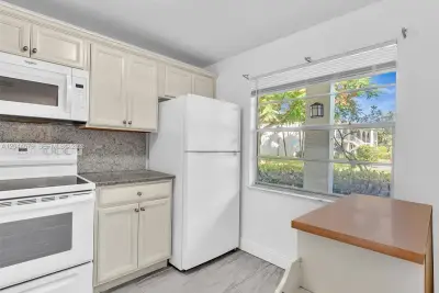 1212 SE Bahama Bend #G1, Coconut Creek: photo 1 of 80