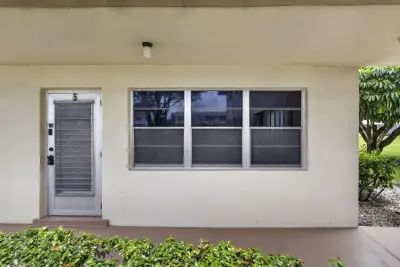 5 Northampton A, West Palm Beach: photo 1 of 63