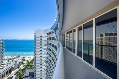 3101 Bayshore Dr #2306, Fort Lauderdale: photo 1 of 22