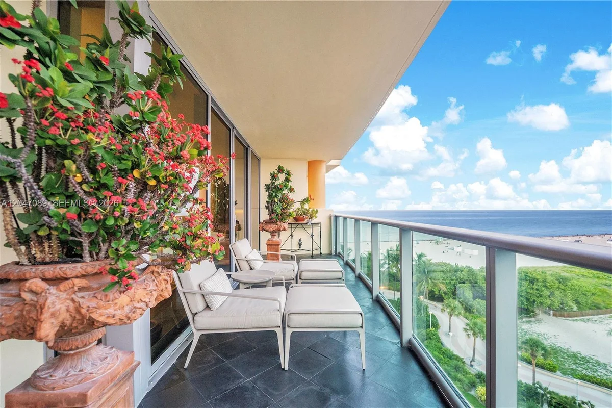 1455 Ocean Dr #904, Miami Beach: photo 1 of 9
