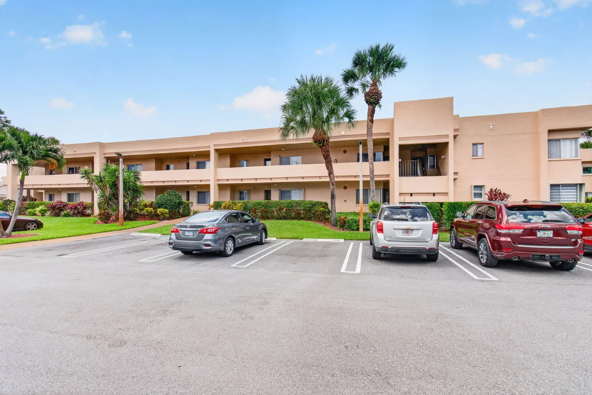 3212 Strawflower Way #218, Lake Worth: photo 1 of 57