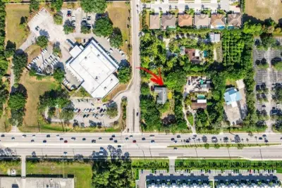 4390 S Jog Rd, Lake Worth: photo 1 of 7