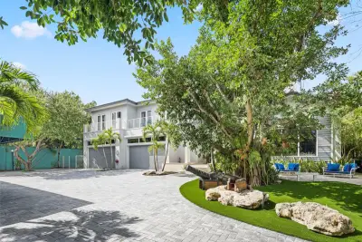 1313 Seabreeze Blvd, Fort Lauderdale: photo 1 of 78