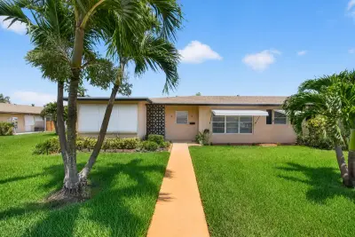 1007 South Dr #B, Delray Beach: photo 1 of 24
