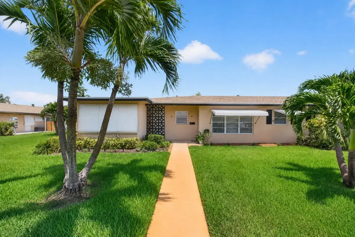 1007 South Dr #B, Delray Beach: photo 1 of 24