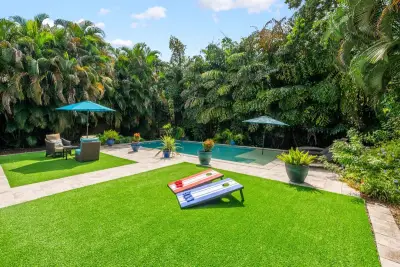 2507 NW 8th Ave, Wilton Manors: photo 1 of 19