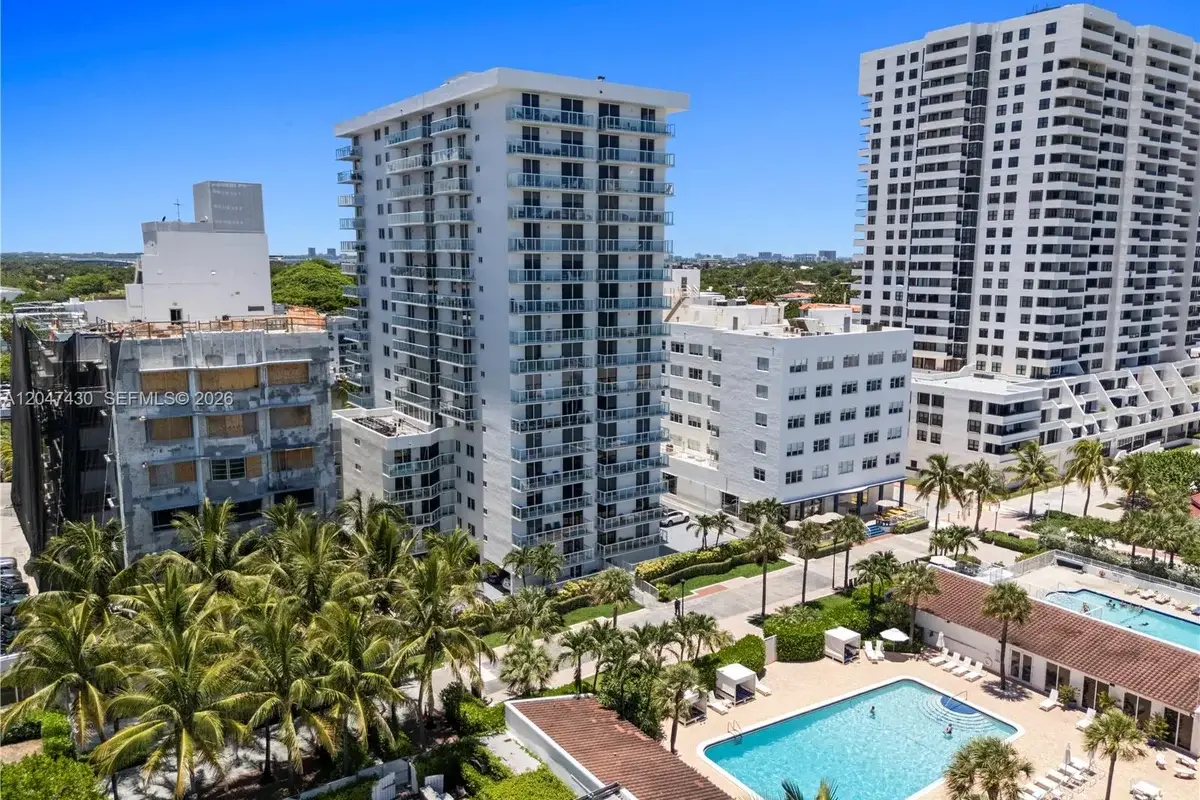 2457 Collins Ave #406, Miami Beach: photo 1 of 35
