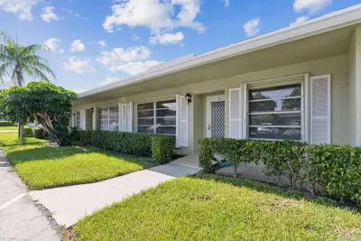 1120 Cactus Ter #46-c, Delray Beach: photo 1 of 31