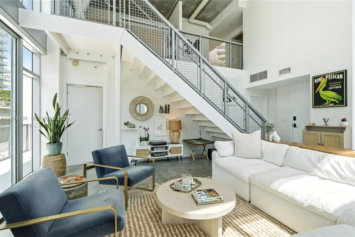 3301 NE 1st Ave #L04PH1, Miami: photo 1 of 16