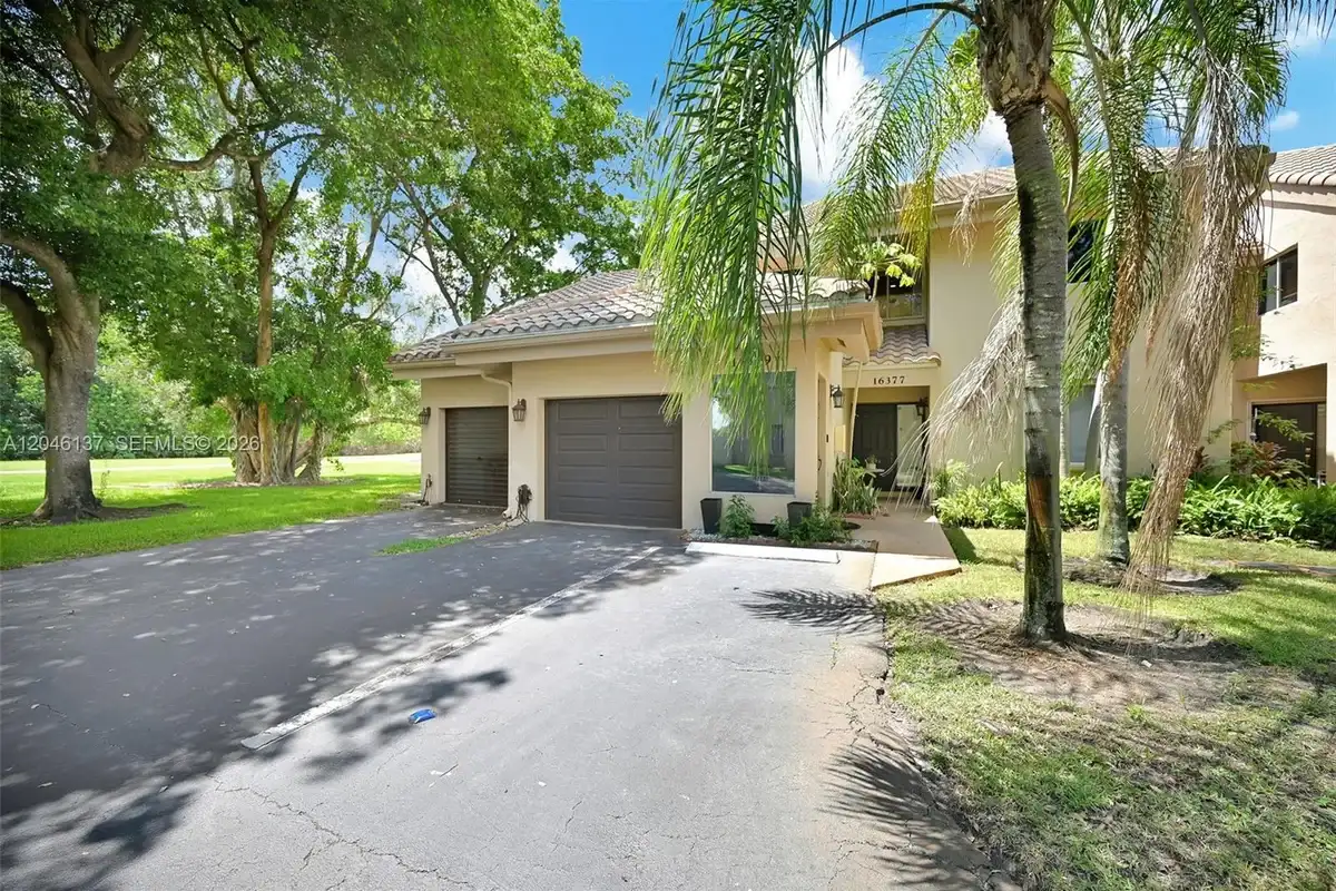 16379 Malibu Dr #50, Weston: photo 1 of 50