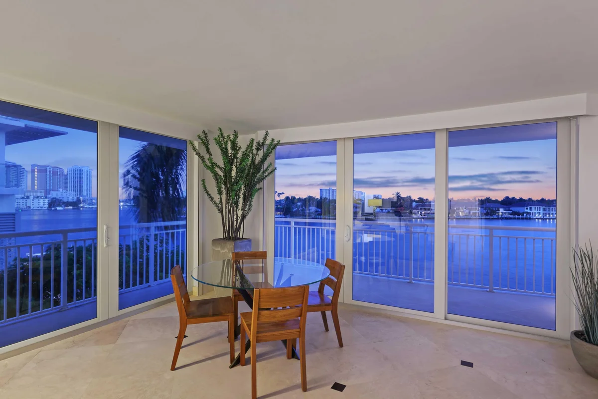 511 Bayshore Dr #401, Fort Lauderdale: photo 1 of 52
